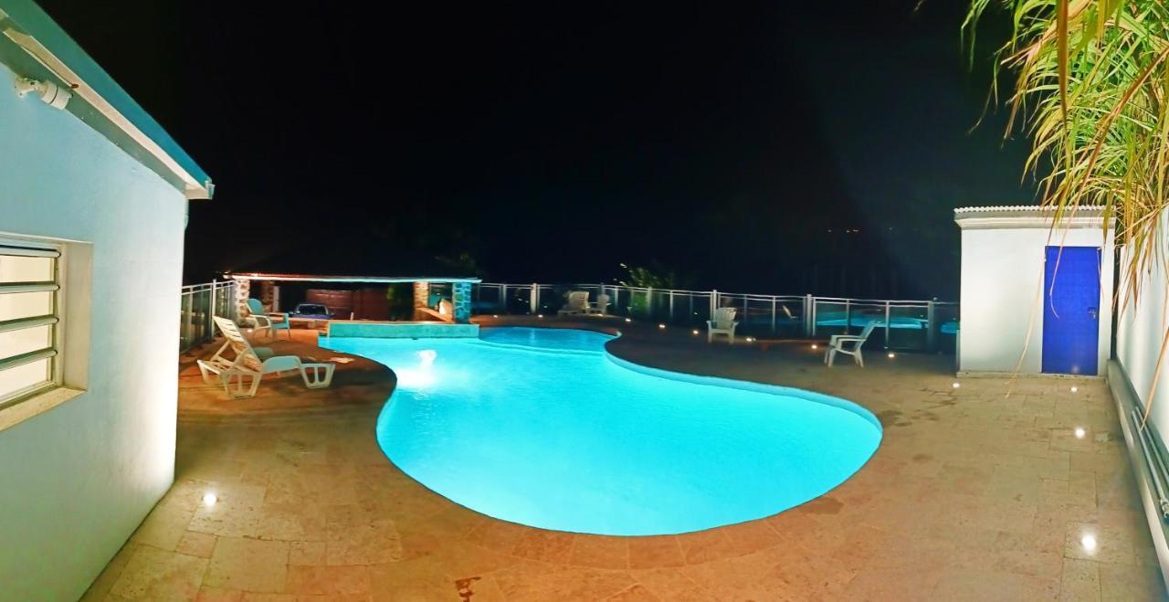 L'Hibiscus De Plaiz'Anse Apartment Petite Île Exterior foto